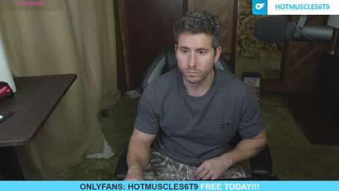 Snapshot of hotmuscles6t9 chatting on 23, 2, 2026 hotmuscles6t9 online show from 23, 2, 2026