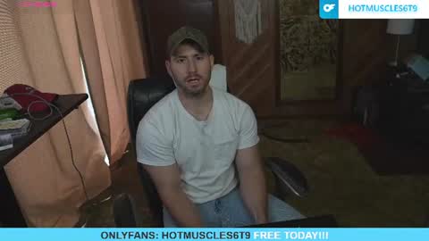 Snapshot of hotmuscles6t9 chatting on 11, 6, 2026 hotmuscles6t9 online show from 11, 6, 2026