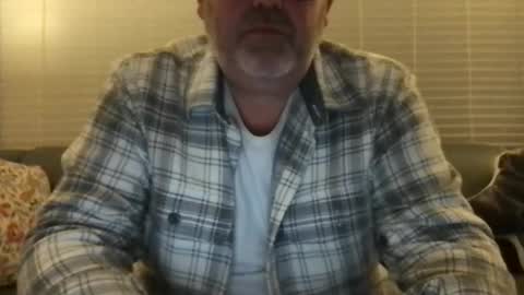 Snapshot of hotndirty72 chatting on 25, 10, 2025 hotndirty72 online show from 25, 10, 2025