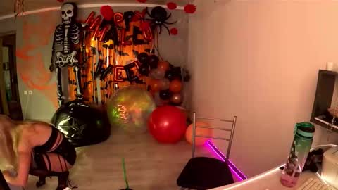 hotprincess2hot online show from 1, 11, 2025