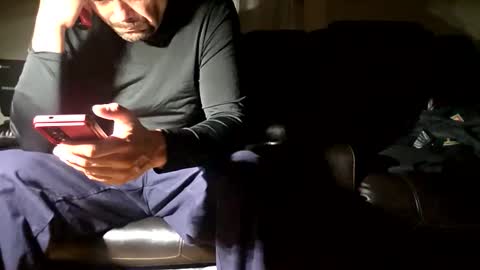 hotrox6942 online show from 18, 4, 2026