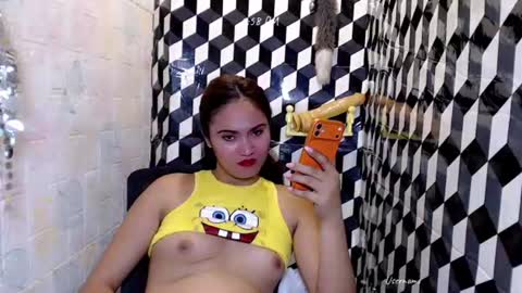 Snapshot of hotscarletcumxx chatting on 15, 7, 2026 veronica online show from 15, 7, 2026