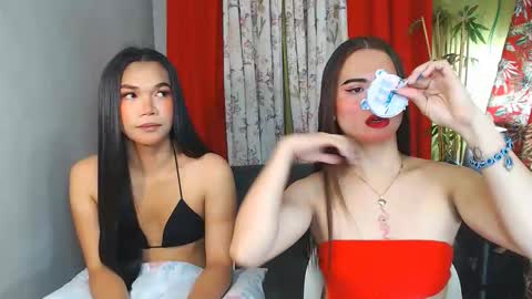 Snapshot of hotsinfulbabes_savana chatting on 27, 5, 2026 Savana olala online show from 27, 5, 2026