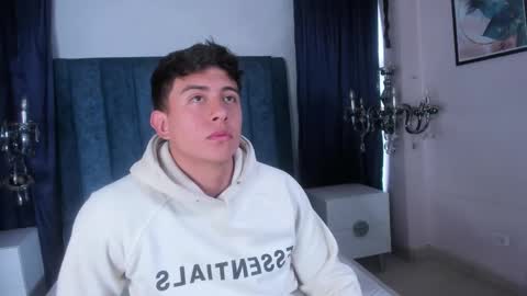 hott_boyy__ online show from 6, 11, 2025