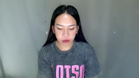 jelaigrande  online show from 19, 4, 2026