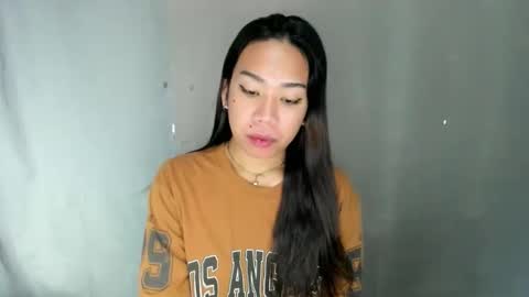 jelaigrande  online show from 24, 4, 2026