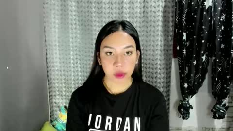 Snapshot of hott_cumforyou chatting on 19, 5, 2026 jelaigrande online show from 19, 5, 2026