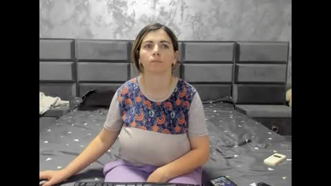 hottalicia2 online show from 15, 1, 2025