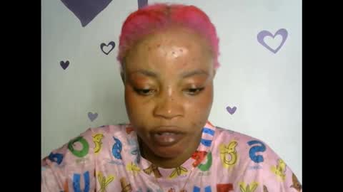 Snapshot of hottie_baddie14 chatting on 29, 10, 2025 hottie baddie14 online show from 29, 10, 2025