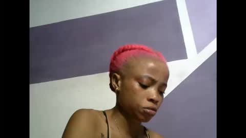 Snapshot of hottie_baddie14 chatting on 3, 11, 2025 hottie baddie14 online show from 3, 11, 2025