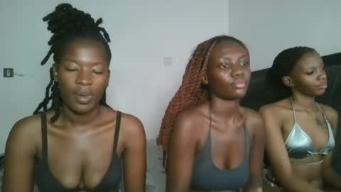 Snapshot of hottie_mistie chatting on 25, 6, 2026 hottie_mistie online show from 25, 6, 2026