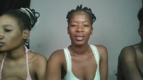 Snapshot of hottie_mistie chatting on 5, 7, 2026 hottie_mistie online show from 5, 7, 2026