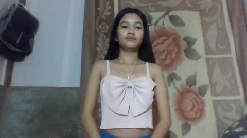 hottie_ptite online show from 1, 12, 2025