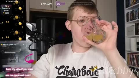 Snapshot of hottiebb95 chatting on 23, 1, 2025 Roberts stones online show from 23, 1, 2025