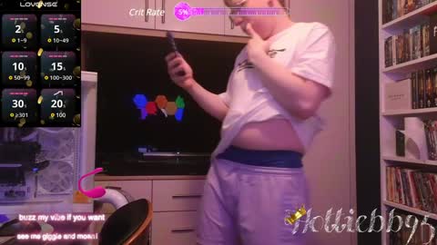 Snapshot of hottiebb95 chatting on 4, 2, 2025 Roberts stones online show from 4, 2, 2025