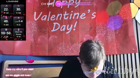 Snapshot of hottiebb95 chatting on 15, 2, 2025 Roberts stones online show from 15, 2, 2025