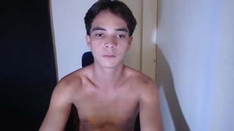 hottiespydie online show from 21, 12, 2025