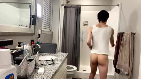 hottiewithabody101 online show from 1, 6, 2026