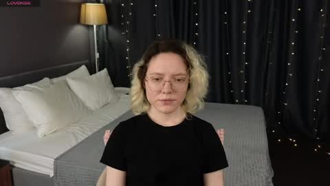 Kori online show from 11, 4, 2026