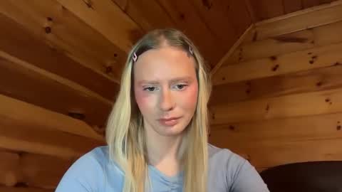 HotTransGirlie online show from 19, 1, 2025