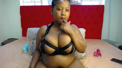 hottyboobsxxx online show from 3, 12, 2024