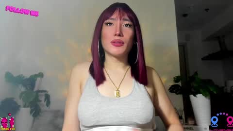 crishinahotty online show from 12, 2, 2025