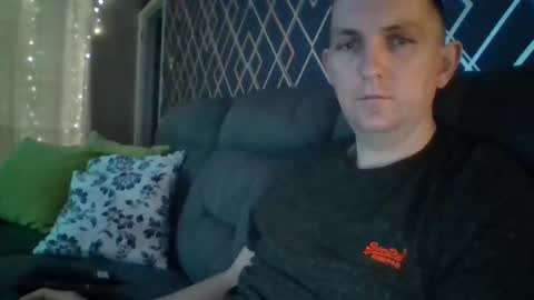 hotuk86 online show from 29, 1, 2025