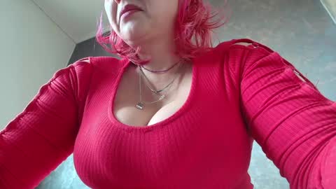 Snapshot of hotvany chatting on 22, 1, 2025 Goddess of  Luv online show from 22, 1, 2025