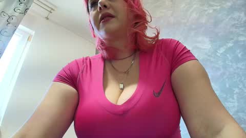 Snapshot of hotvany chatting on 19, 2, 2025 Goddess of  Luv online show from 19, 2, 2025