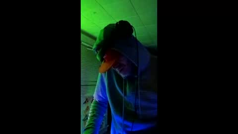 Snapshot of houseofstyle chatting on 10, 5, 2026 SeanPatrick online show from 10, 5, 2026
