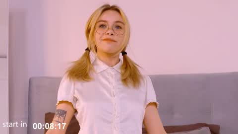 Snapshot of howimeturmum chatting on 13, 9, 2025 ash. see u on sunday online show from 13, 9, 2025