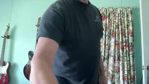 howlingatnothing online show from 17, 4, 2026