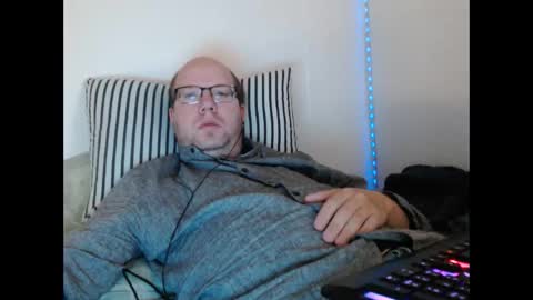 Snapshot of hoyboydkk chatting on 9, 5, 2026 Christian online show from 9, 5, 2026
