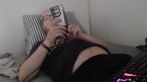 Snapshot of hoyboydkk chatting on 1, 6, 2026 Christian online show from 1, 6, 2026