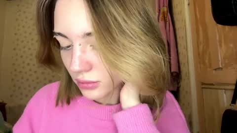 hsiuscherich online show from 23, 11, 2025