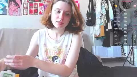 Snapshot of hua_lian chatting on 26, 7, 2026 Alice online show from 26, 7, 2026