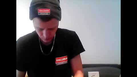 hubikush22 online show from 19, 1, 2025