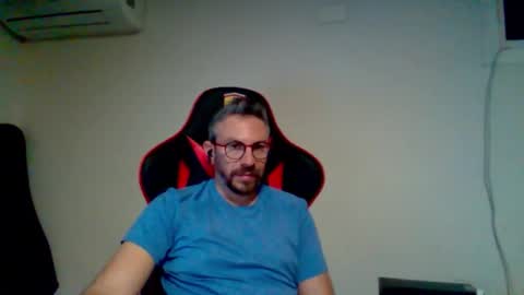 Snapshot of huge__cumshot chatting on 5, 3, 2026 huge__cumshot online show from 5, 3, 2026