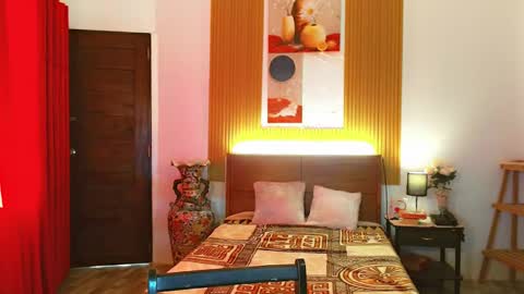 nathalie online show from 6, 11, 2025