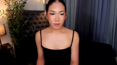 Snapshot of hugecockasianprincess chatting on 5, 8, 2026 Lexy online show from 5, 8, 2026