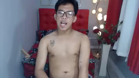 Snapshot of hugecockmiro chatting on 4, 2, 2025 hugecockmiro online show from 4, 2, 2025