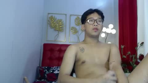 Snapshot of hugecockmiro chatting on 5, 2, 2025 hugecockmiro online show from 5, 2, 2025