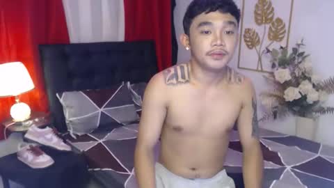 Snapshot of hugecockmiro chatting on 7, 10, 2025 hugecockmiro online show from 7, 10, 2025