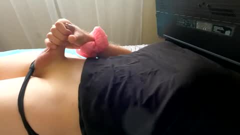 HugeCumshots online show from 23, 9, 2025
