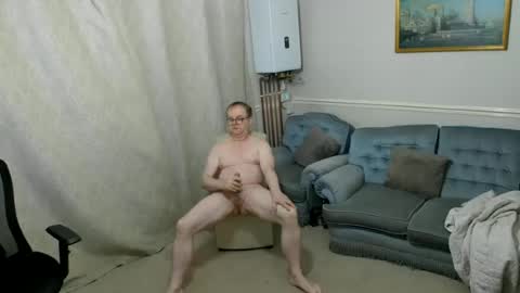 hugedick1965 online show from 15, 7, 2026
