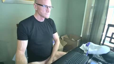 CAROLINA TIM online show from 4, 4, 2026