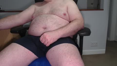 Huggie Bear online show from 25, 2, 2025