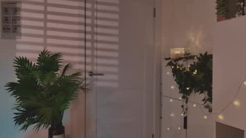 Snapshot of hugme_ chatting on 18, 1, 2026 Mika online show from 18, 1, 2026