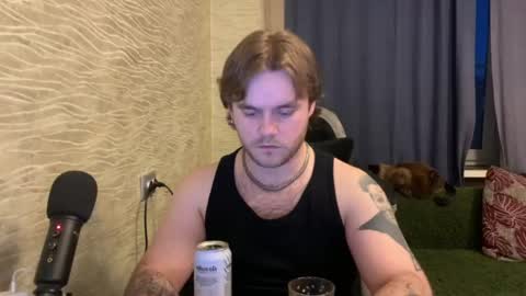 Snapshot of hugo__brad chatting on 7, 5, 2026 Hugo online show from 7, 5, 2026