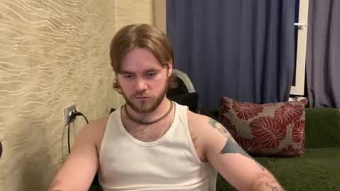 Snapshot of hugo__brad chatting on 23, 6, 2026 Hugo online show from 23, 6, 2026